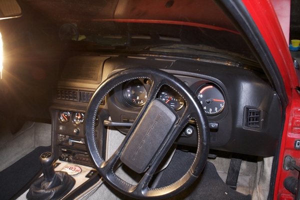 924S Inspection Interior