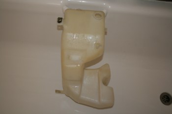 Porsche 924S Windscreen Washer Cleaned