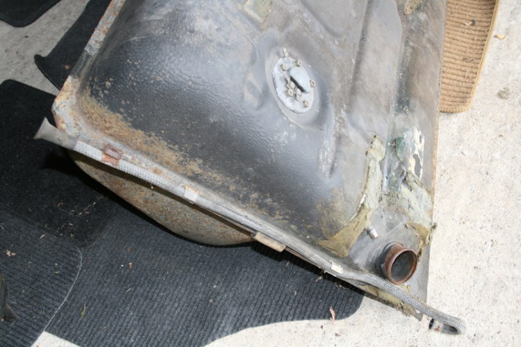 Porsche 924 S Fuel Tank Breather Hose Porsche 924 S Fuel Tank Breather Hose