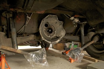 Porsche 924 S Rear Underside