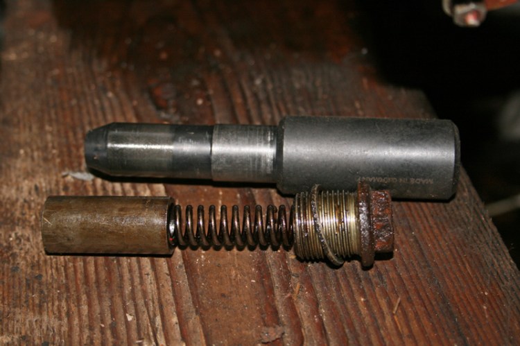 Porsche 924 S Oil Pressure Release Valve