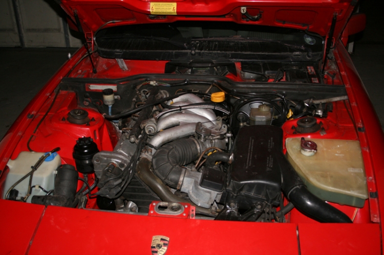 Porsche 924 S Engine Fitted