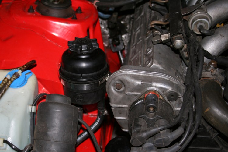 Porsche 924 Steering Reservoir Fitted